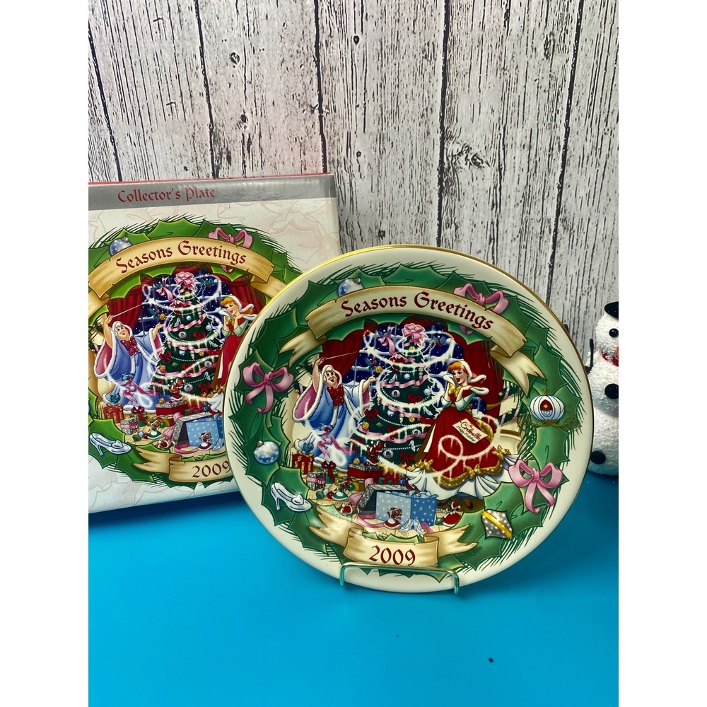 Disney Cinderella Plate Through the Years Collection 1950 Plate 2009